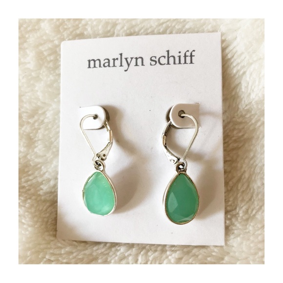 NWOT MARLYN SCHIFF Silver Tone Jade Tone Resin Gem Drop Earrings - Picture 1 of 8